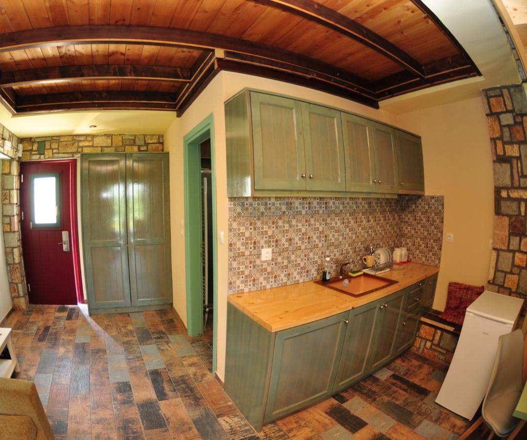 Oreiades Houses Kryonerion Екстер'єр фото